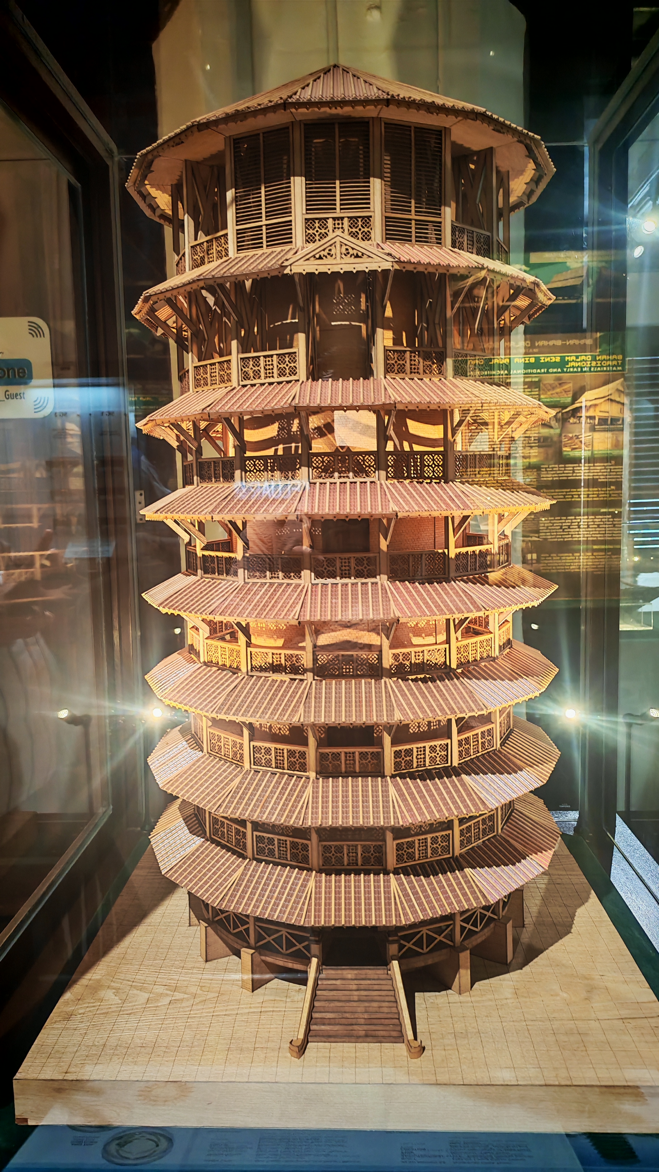 Menara Condong Teluk Intan