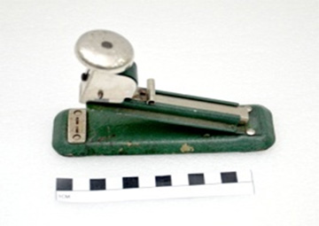 Pengokot  jenis Velos 327 (1955)