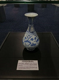 Porselin Cina Biru Putih